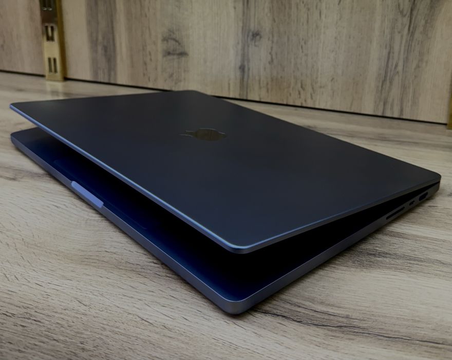 Macbook M1 Max 16inch 32/512GB 90% ёмкость