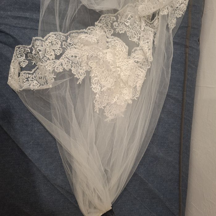 Дълъг сватбен воал с гребенче