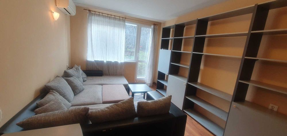 Дава се под наем Многостаен апартамент в София, м-т Гърдова глава - 130 кв.м за 204 € - Снимка #3