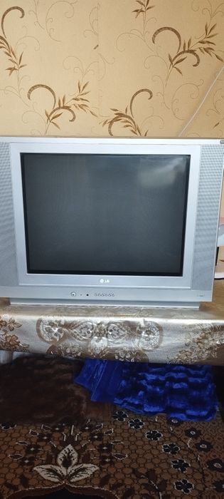 Продам телевизор.