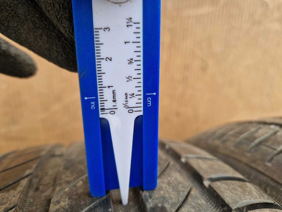 4 Michelin R17 225/45 Летни гуми  DOT1418