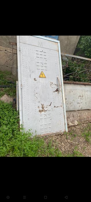 Продается метталическая дверь