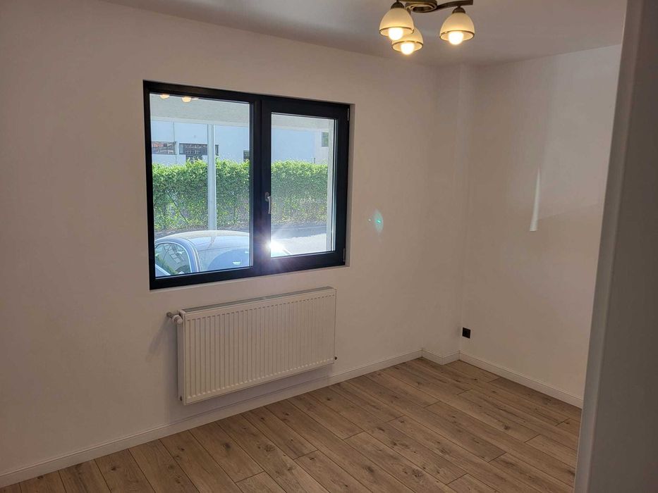 Apartament 3 camere, parter, nemobilat