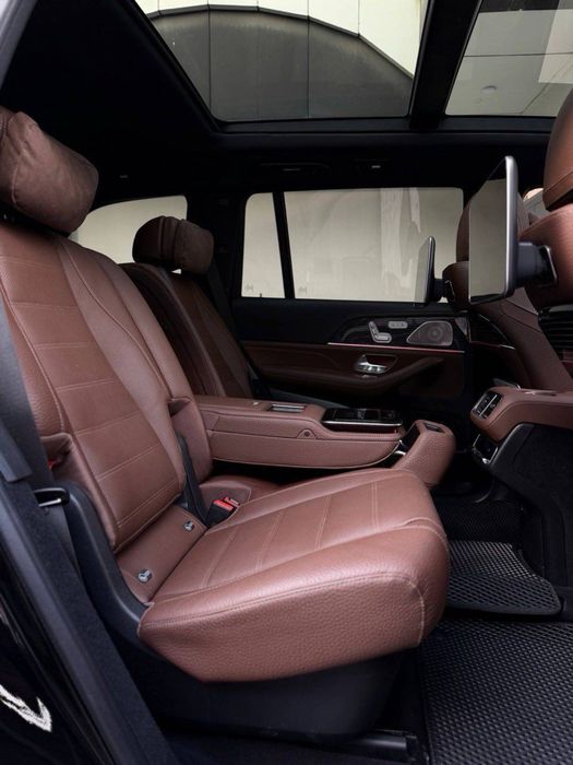Mercedes-Benz GLS 450 год 2024