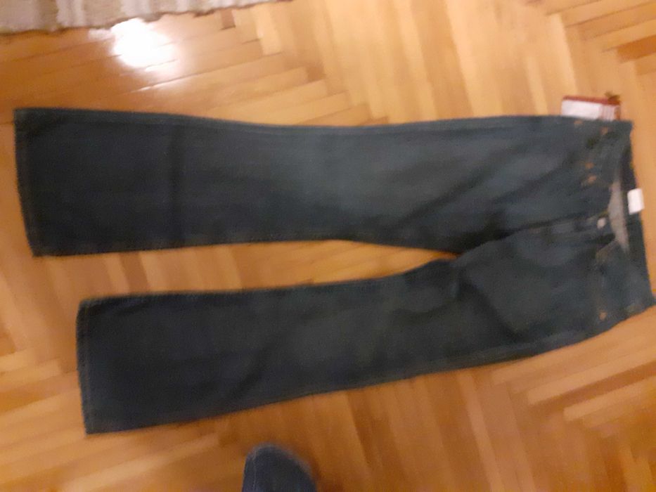 Blugi Levis damă mărime 28și29