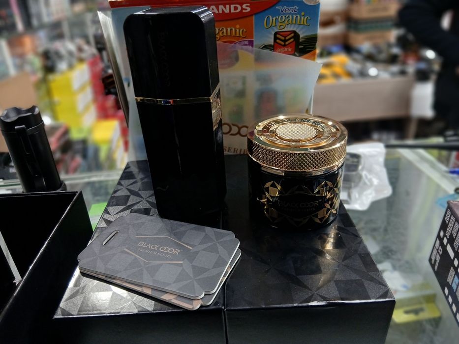 Доставка бесплатно Тошкент шахрига Black Odor Премиум запах освежетил