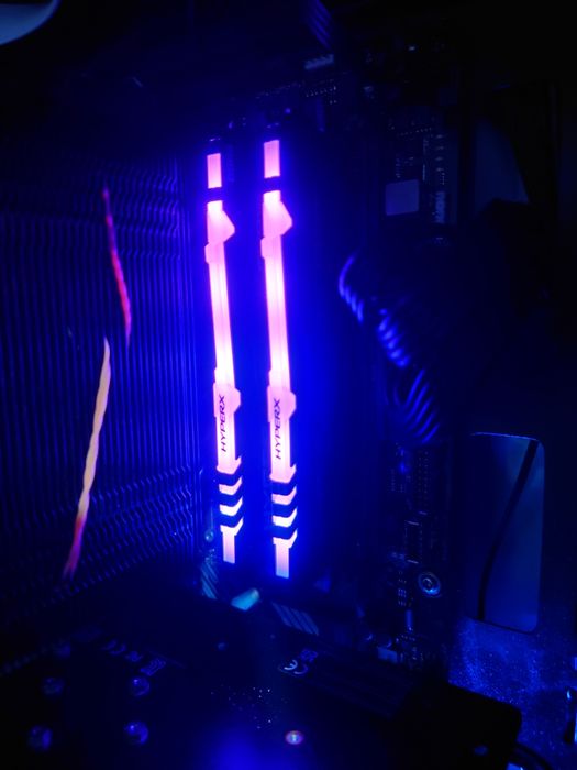 Vand kit ram 2x8GB DDR4 3200MHz CL16 Kingston Fury X