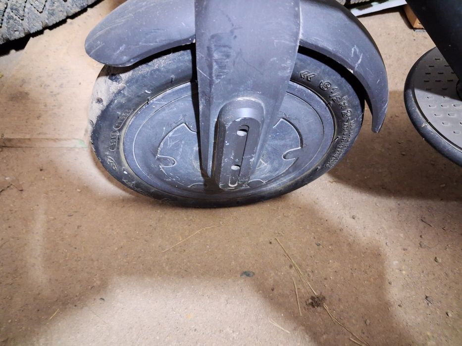 Продам электросамокат