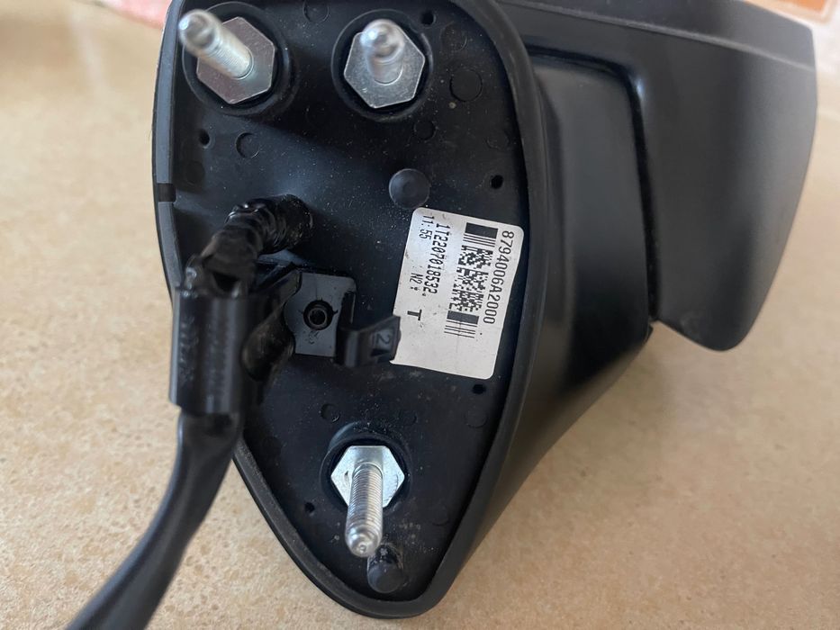 Боковые зеркала Toyota Camry