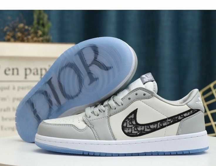 Качевственные кроссовки Nike Air Jordan 1