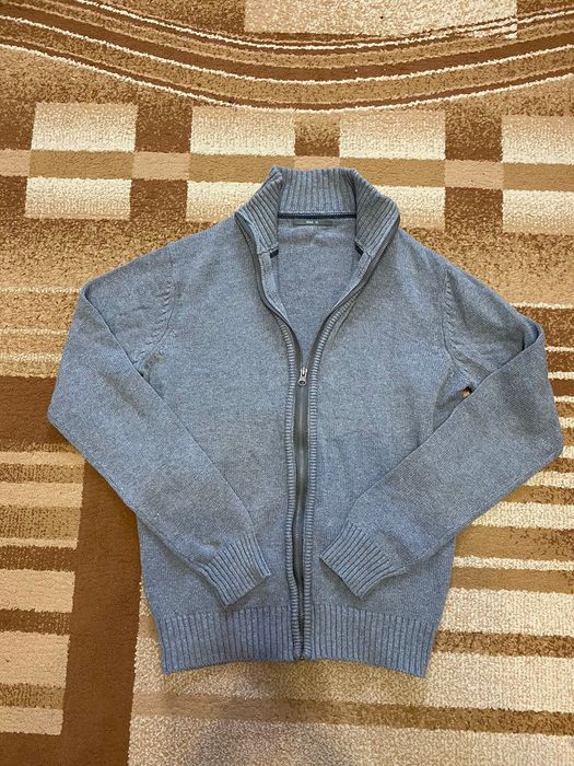 Продам различные кофты