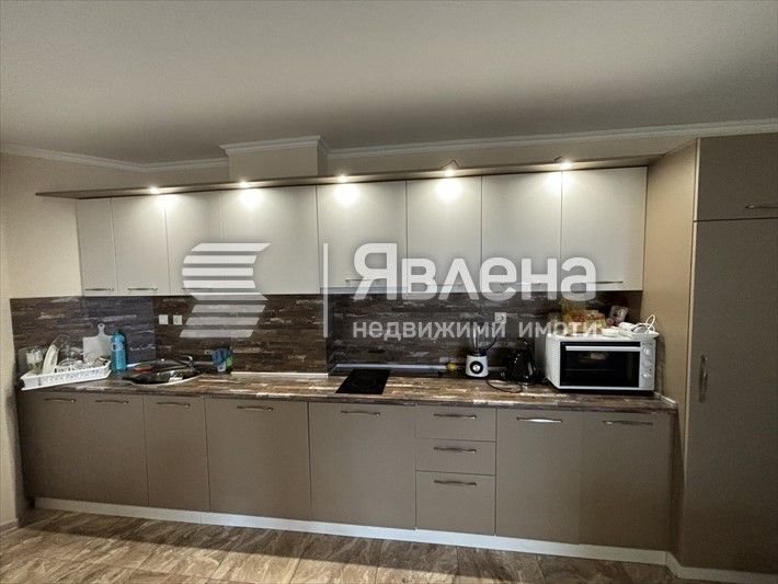 Продава се Тристаен апартамент в Свети Влас - 119 кв.м за 1900 €/кв.м - Снимка #2