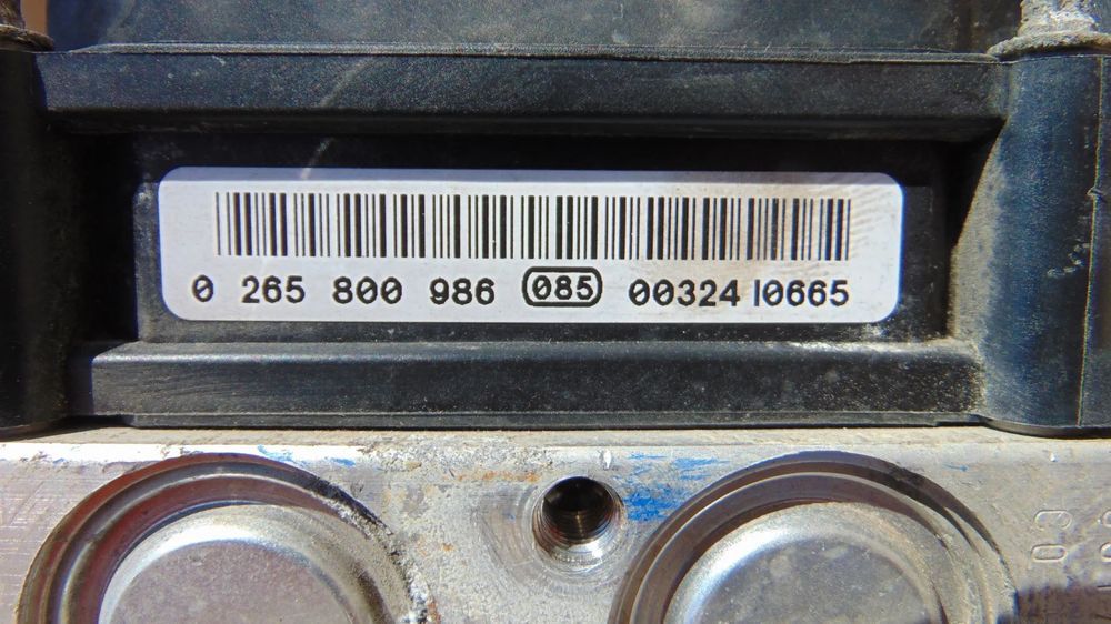 Pompa ABS Toyota auris 1.4 benzina an 2010 cod 0265232644