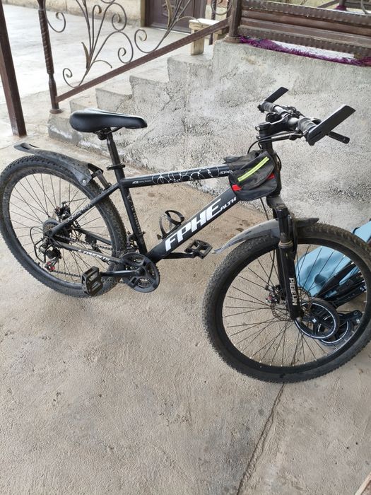 Жақсы состаяниеде велосипед сатылады/продается