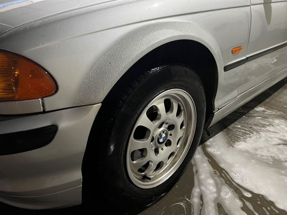 BMW Seria 3 0 — imagine 4