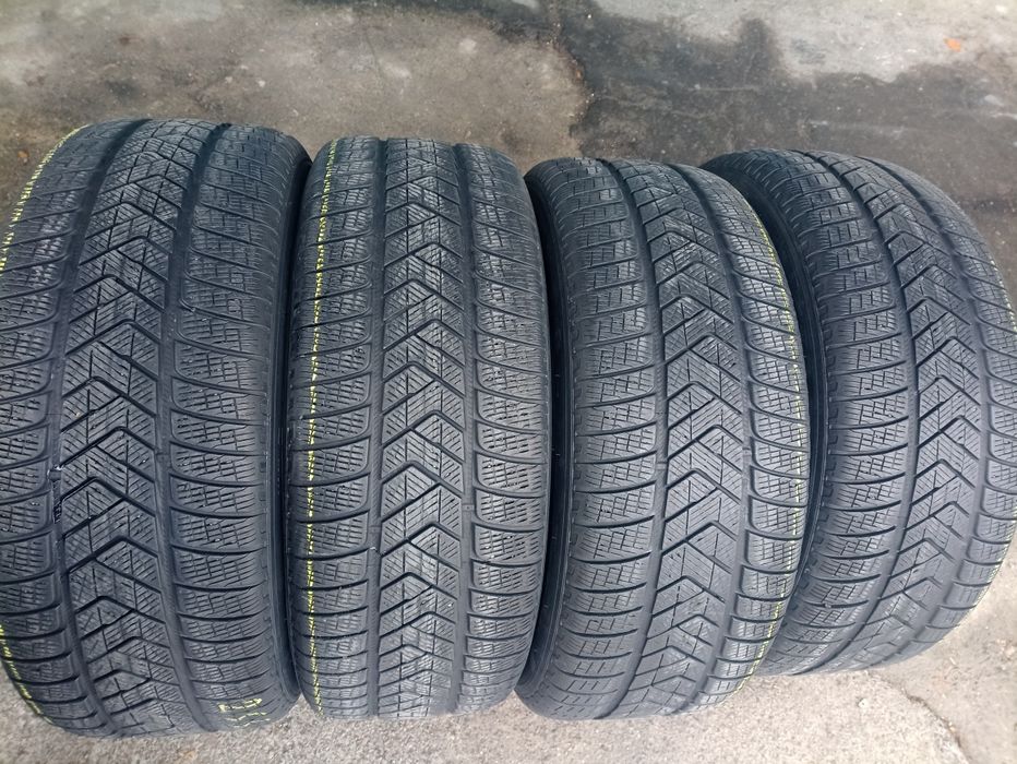 4 anvelope de iarna Pirelli 255/55 R19 dot 4522