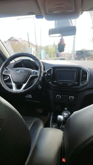 Продаю лада х- рэй