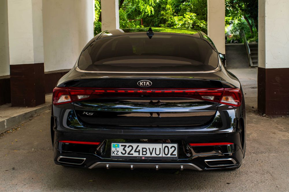 Kia K5 2021 года