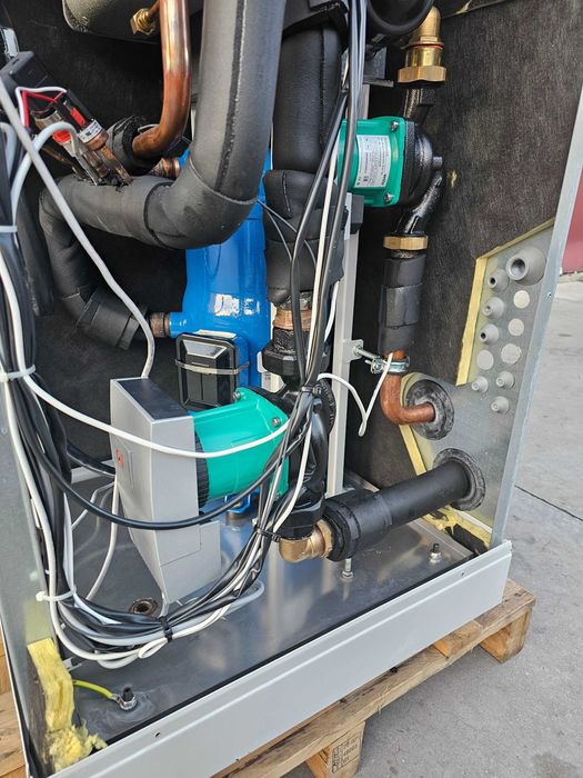 Термопомпа вода-вода Thermia - 26 KW