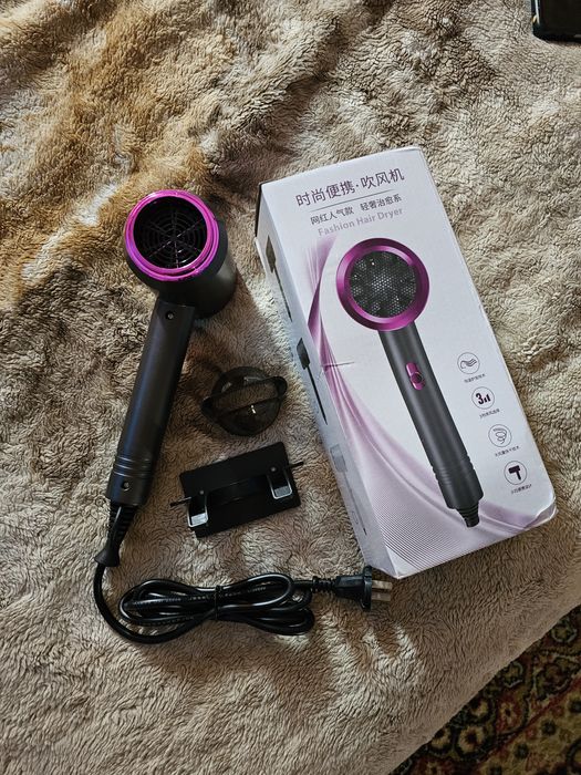 Продается новый фен