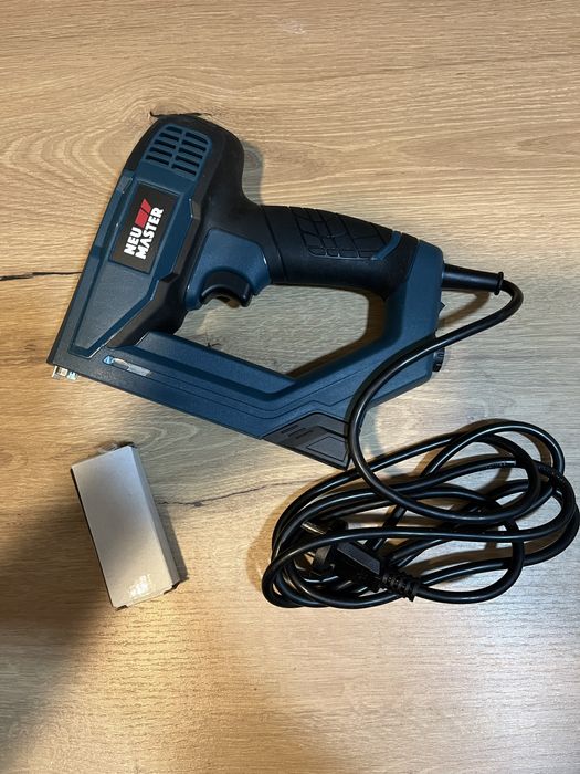 Pistol cuie si capse capsator electric Rapid BTX606 si NEU MASTER