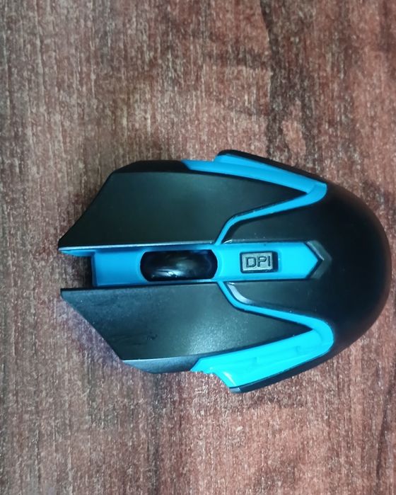 Продам беспрводную мышь.