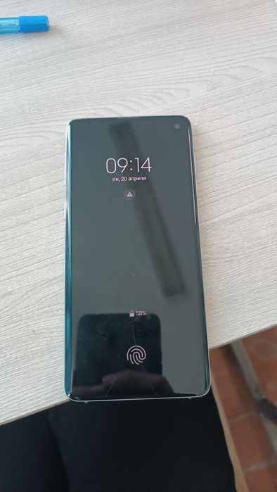 Продам самсумг с10