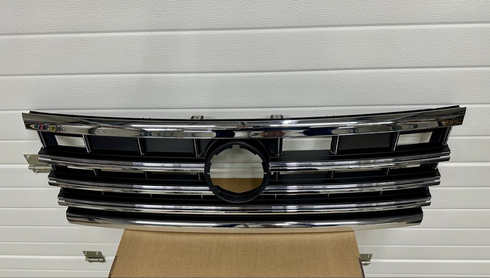 Grila bara VW Touareg 3