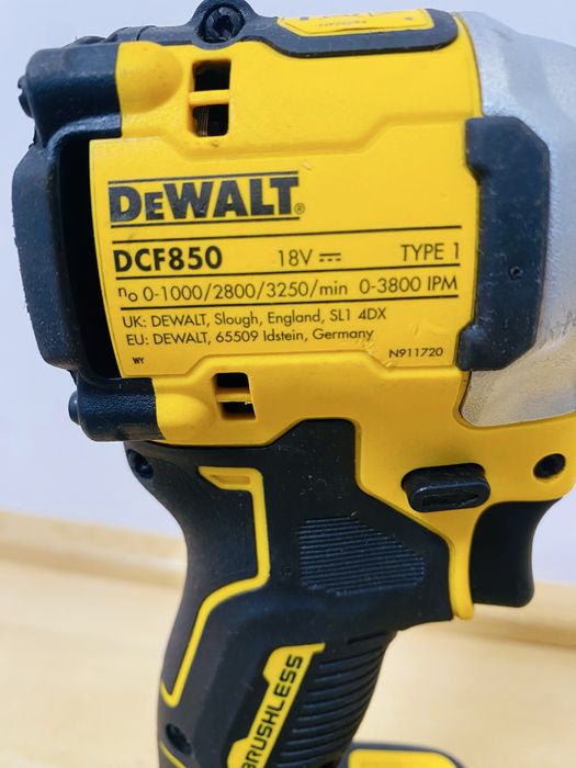 Dewalt DCF 850 filetanta holsuruburi