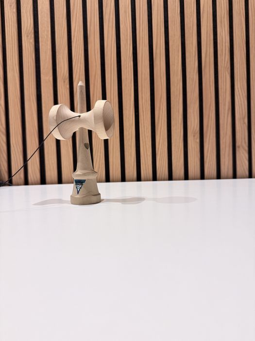 Kendama KROM LAMBO – originală