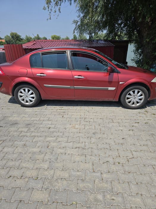 RENAULT Megane