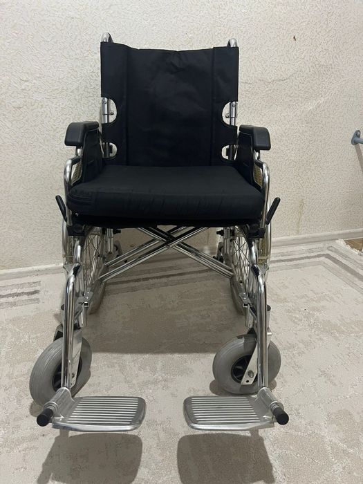 Инвалидная коляска