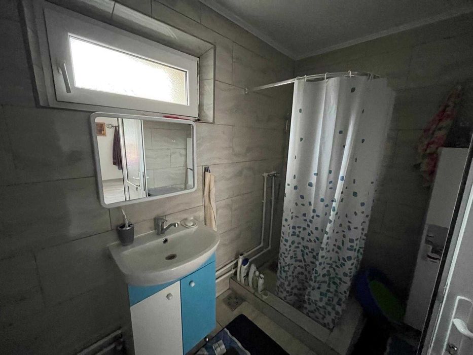 Vand casa batraneasca cu teren, Poiana-Mare, jud. Dolj