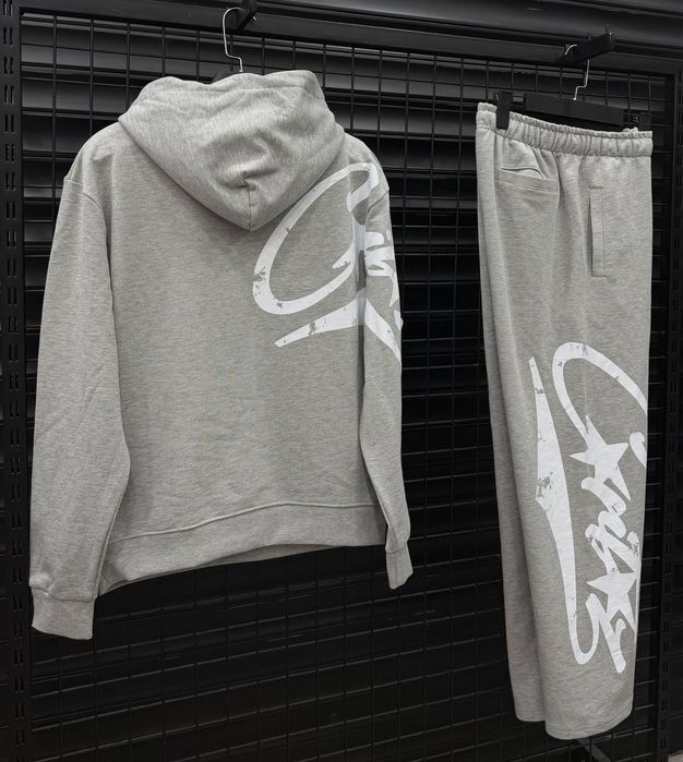 Мъжки екипи Trapstar / Cortiez / Nike Tech Fleece / Syna World / Bape / Sp5der