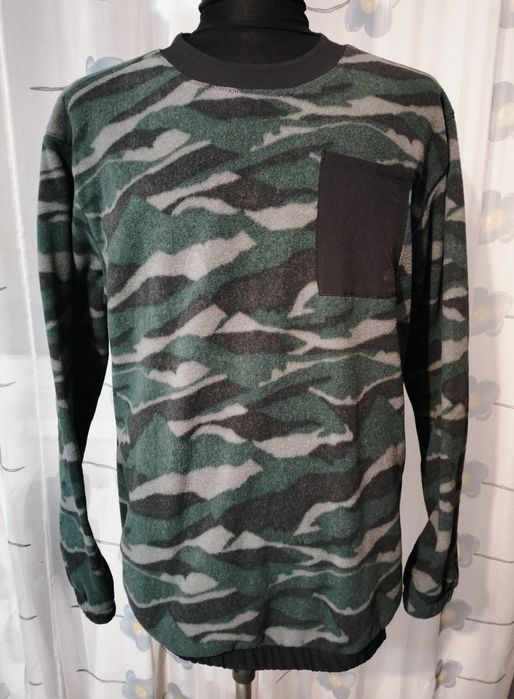 Hanorac Adidas camuflaj mărime M-L