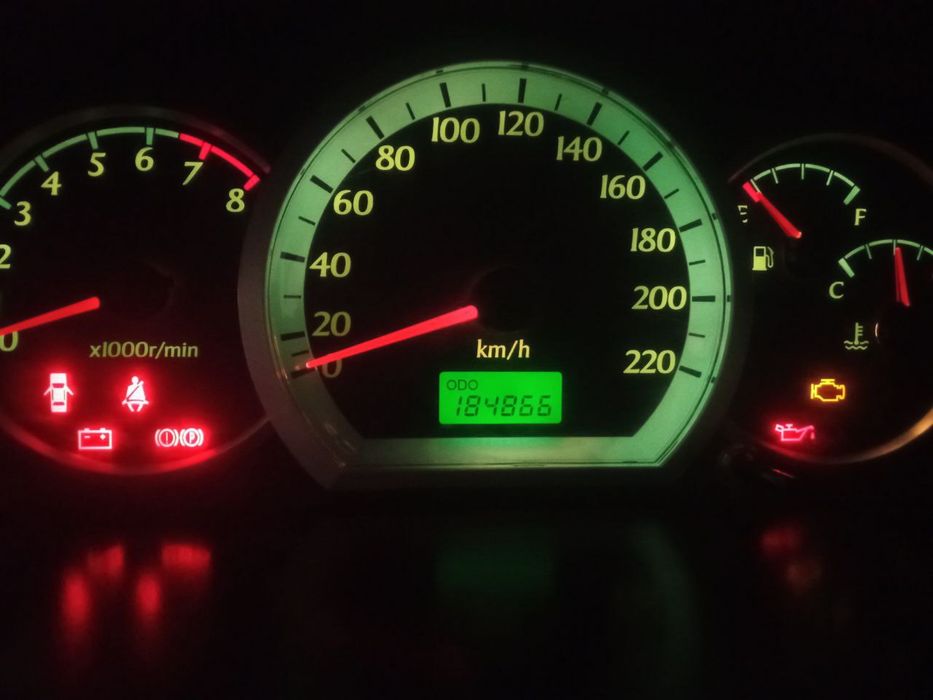 chevrolet lacetti 1.8 rodnoy