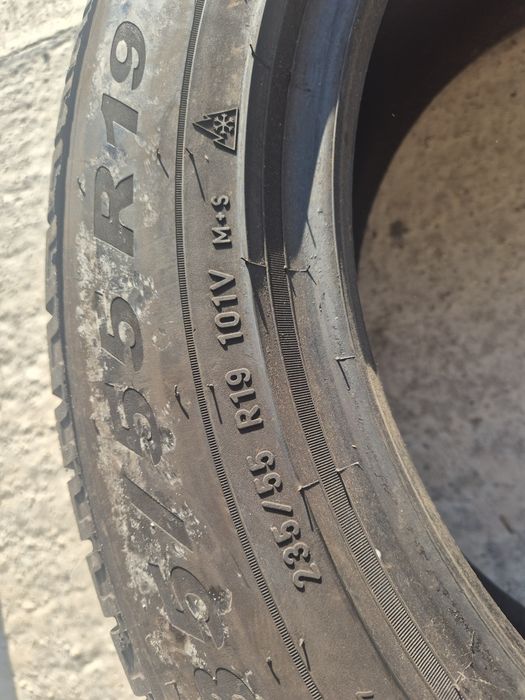 Vând cauciucuri 235/55/19 M+S 2buc imp Germania//Pirelli//dot 27/2021