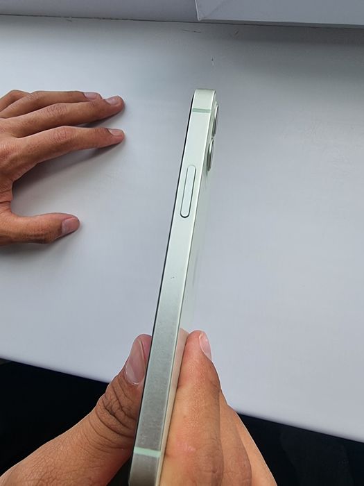 Iphone 12 mini qirilmagan