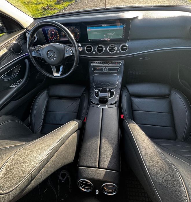 Mercedes E 220 194 HP
