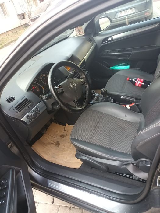 Vând Opel Astra H