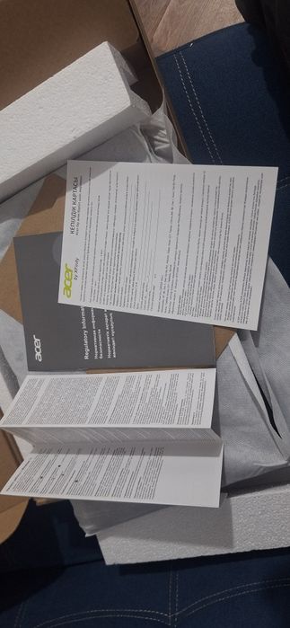 Ноутбук acer      .