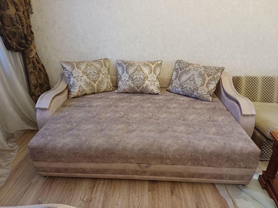 Шикарный диван