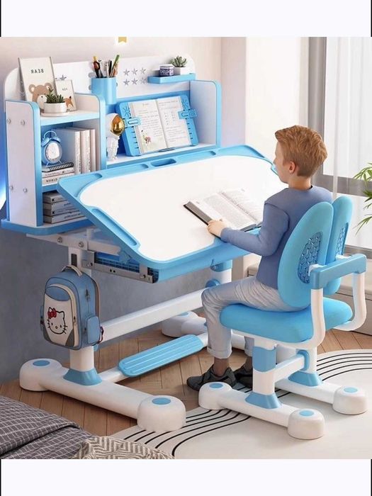 Трансформер парта —  учебный стол + стул,  для детей от 3 до 18 лет.