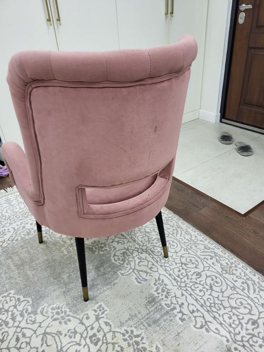 Стол большой кухонный