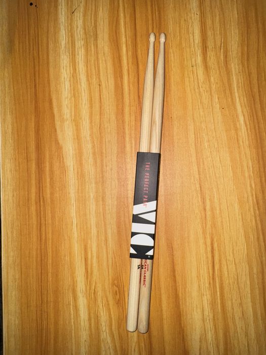 Baraban uchun  Vic Firth 5a tayoqchalari