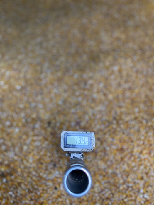 Furaje / Faina / uruiala pentru vaci de lapte vitei gaini oi capre pui