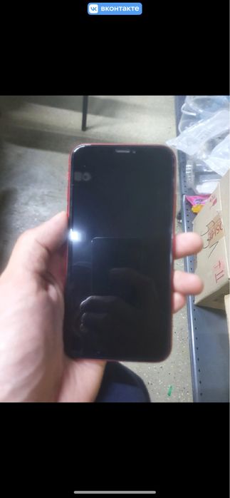 Продам iphone xr 64gb в хорошом состаяние