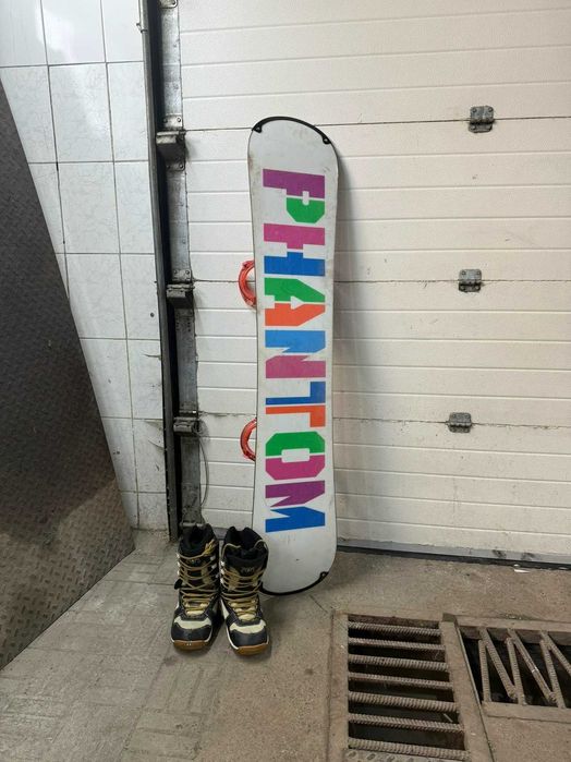 Сноуборд 155 см с ботинками