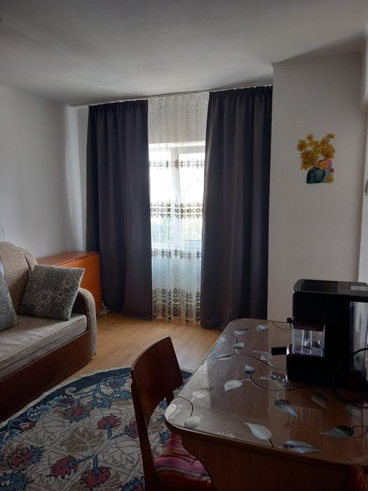 Garsoniera de inchiriat in Calan