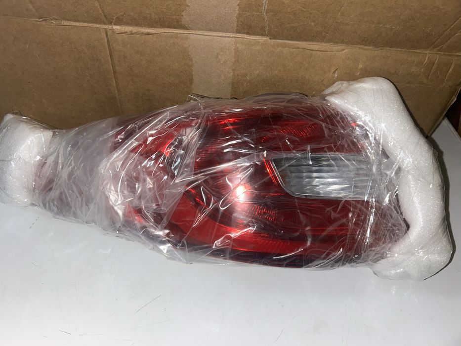 Huyindai Sonata задний левый стоп